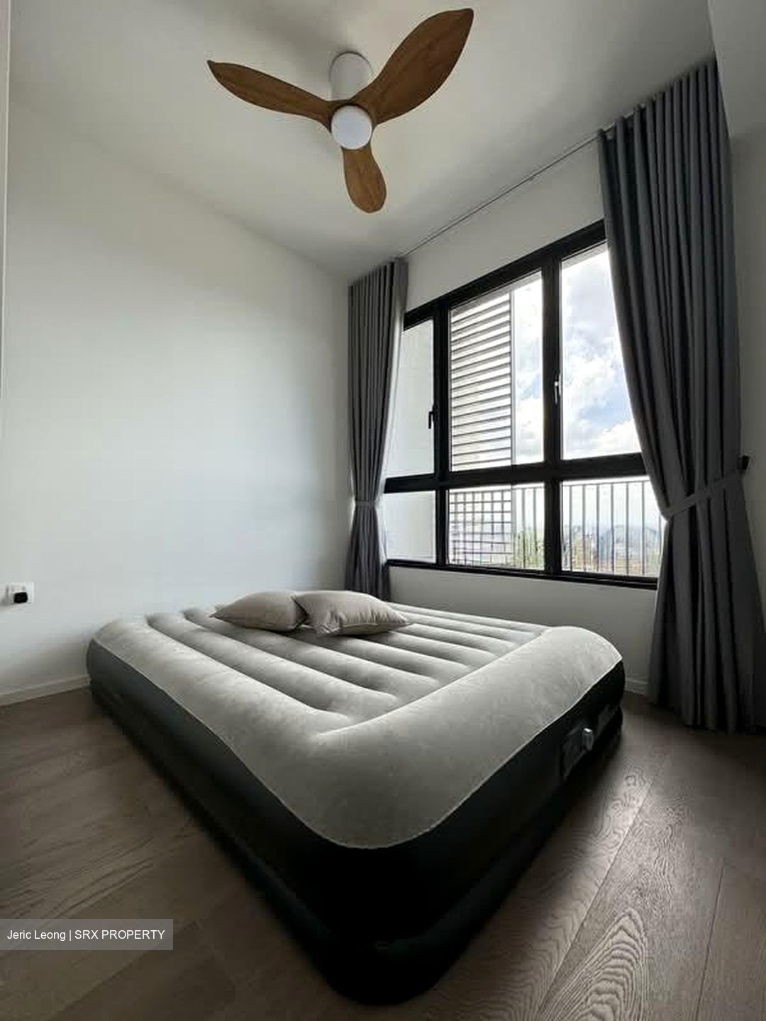 Avenue South Residence (D3), Apartment #577150391